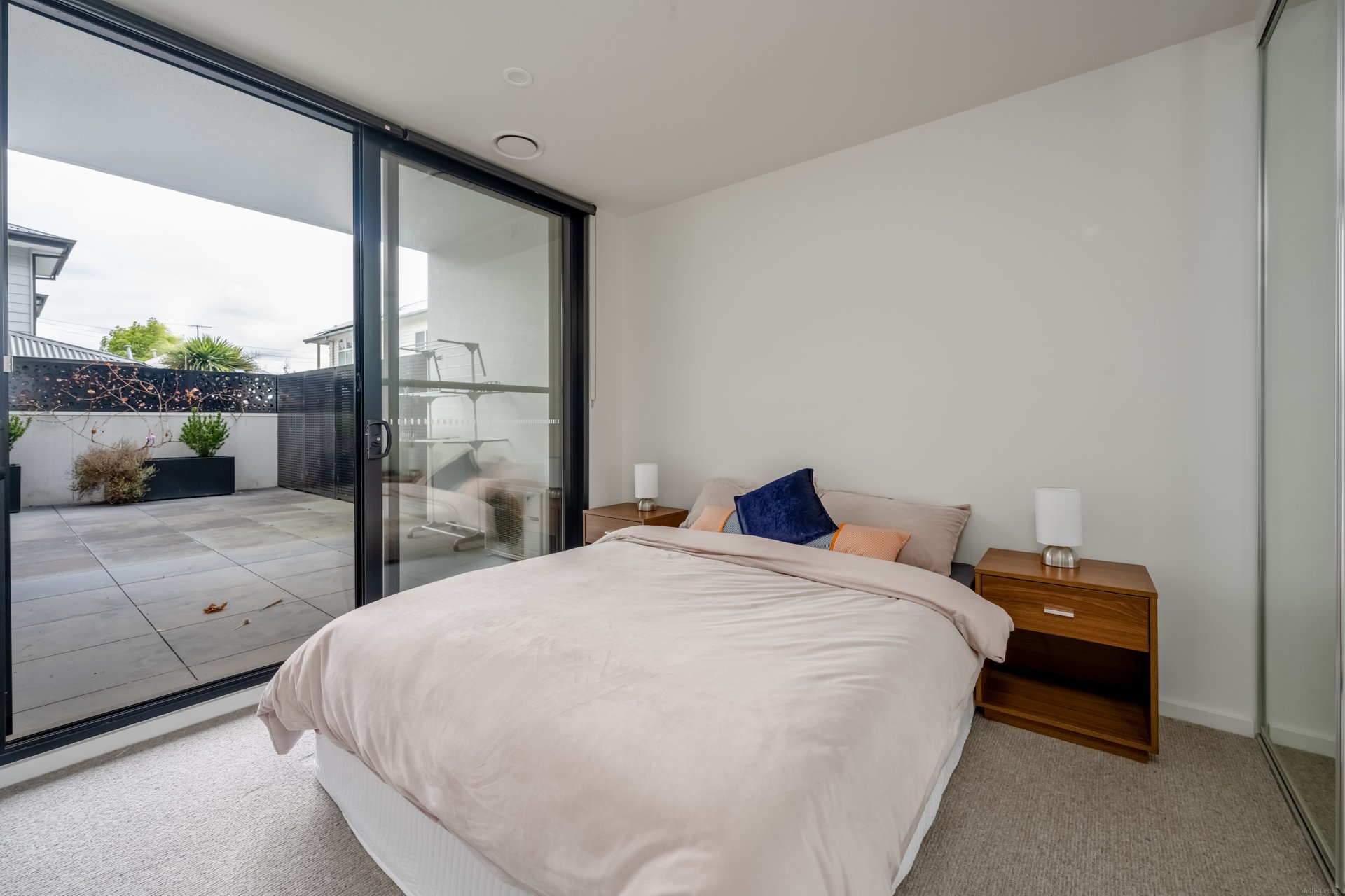 15/5 Beavers Road, Northcote image 3