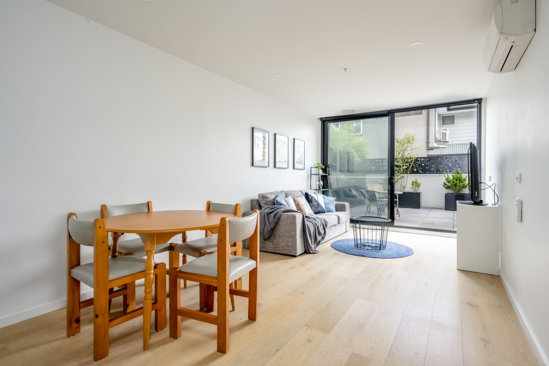 15/5 Beavers Road, Northcote image 2