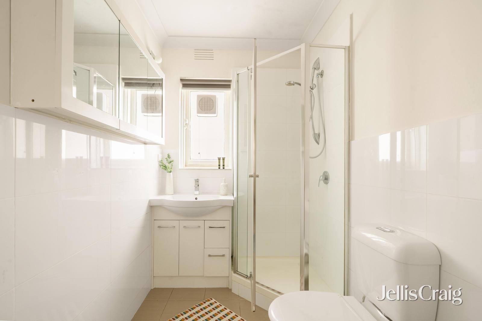 1/55 Haines Street, North&nbsp;Melbourne image 5