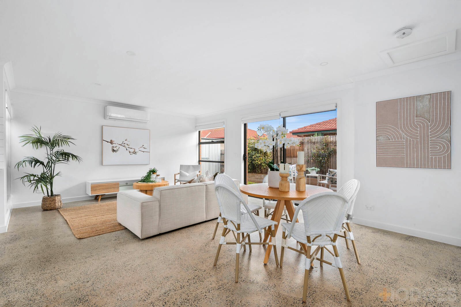 1/55 Isabella Street, Geelong West image 10