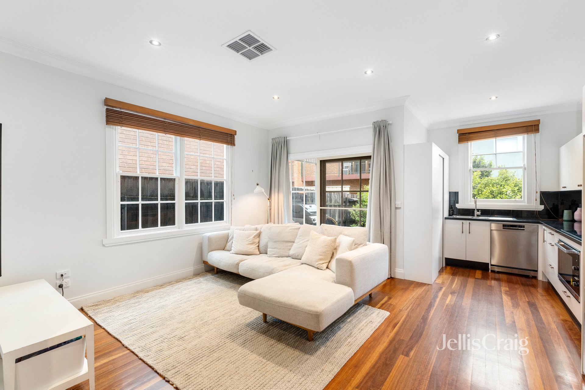 155 Lord St, Richmond image 2