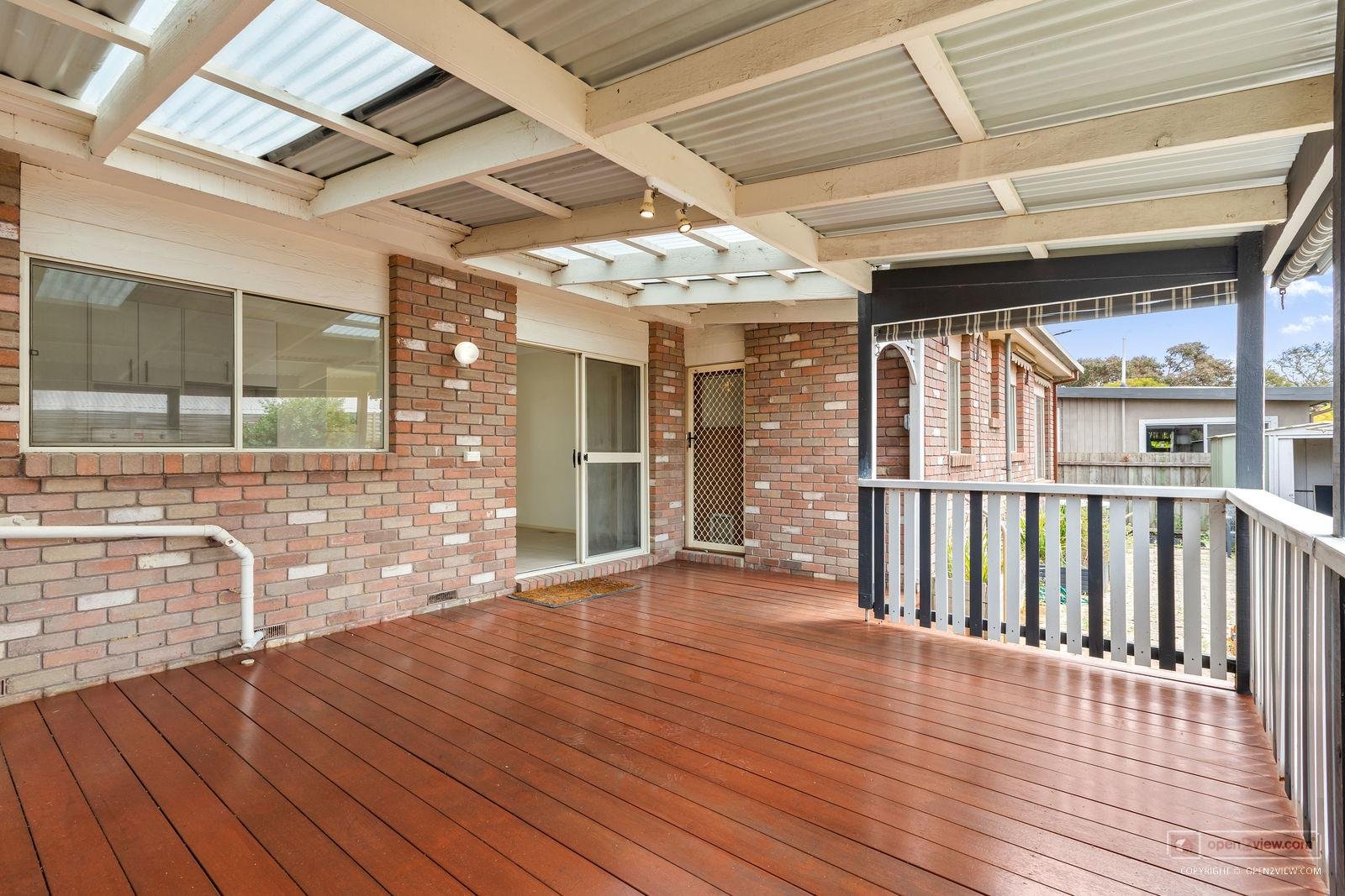 Property Gallery Thumbnail 9