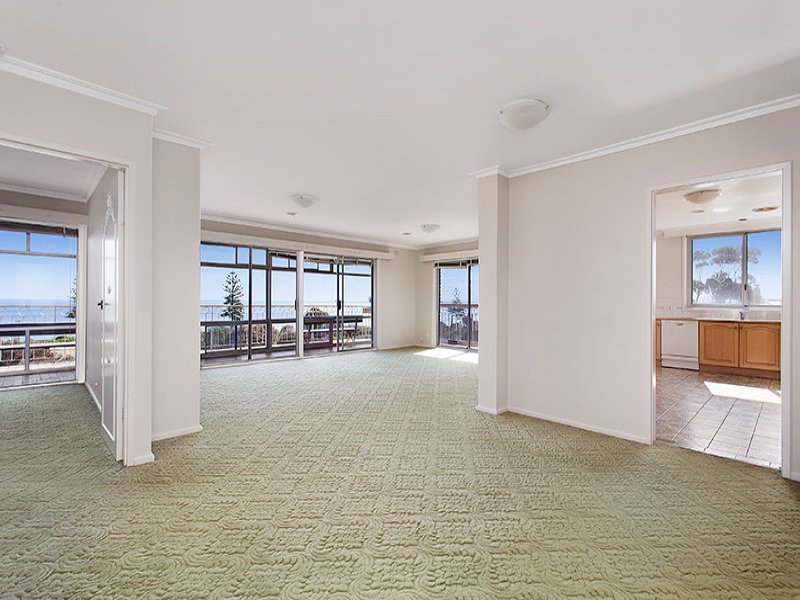 1/55 Ormond Esplanade, Elwood image 3