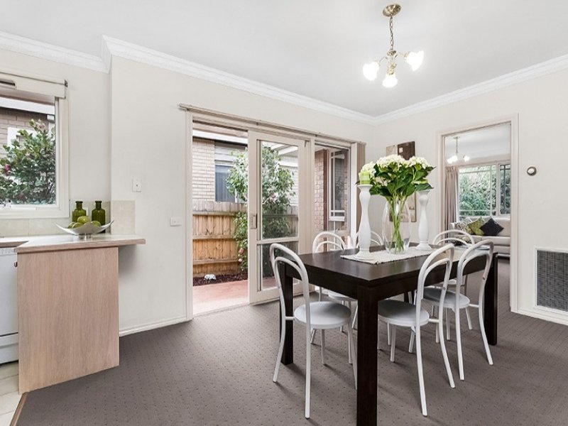 1/55 Talbot Avenue, Balwyn image 3