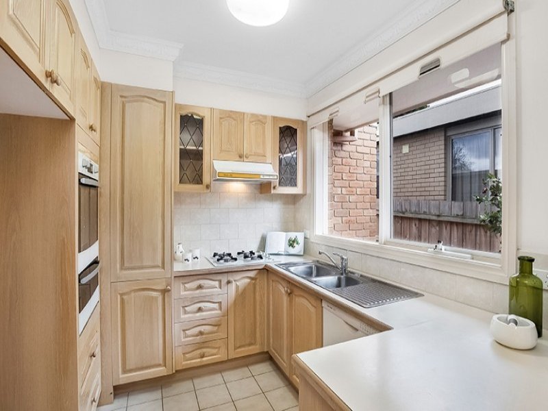 1/55 Talbot Avenue, Balwyn image 4
