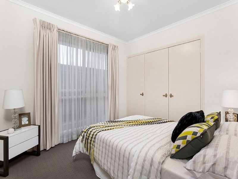 1/55 Talbot Avenue, Balwyn image 6