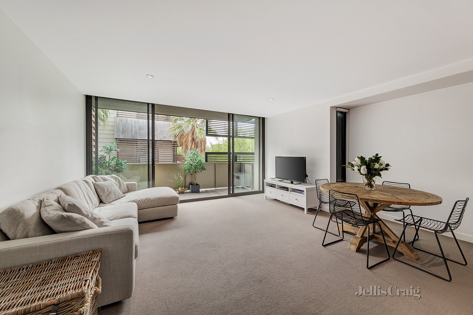 15/5 Warner Street, Malvern image 1