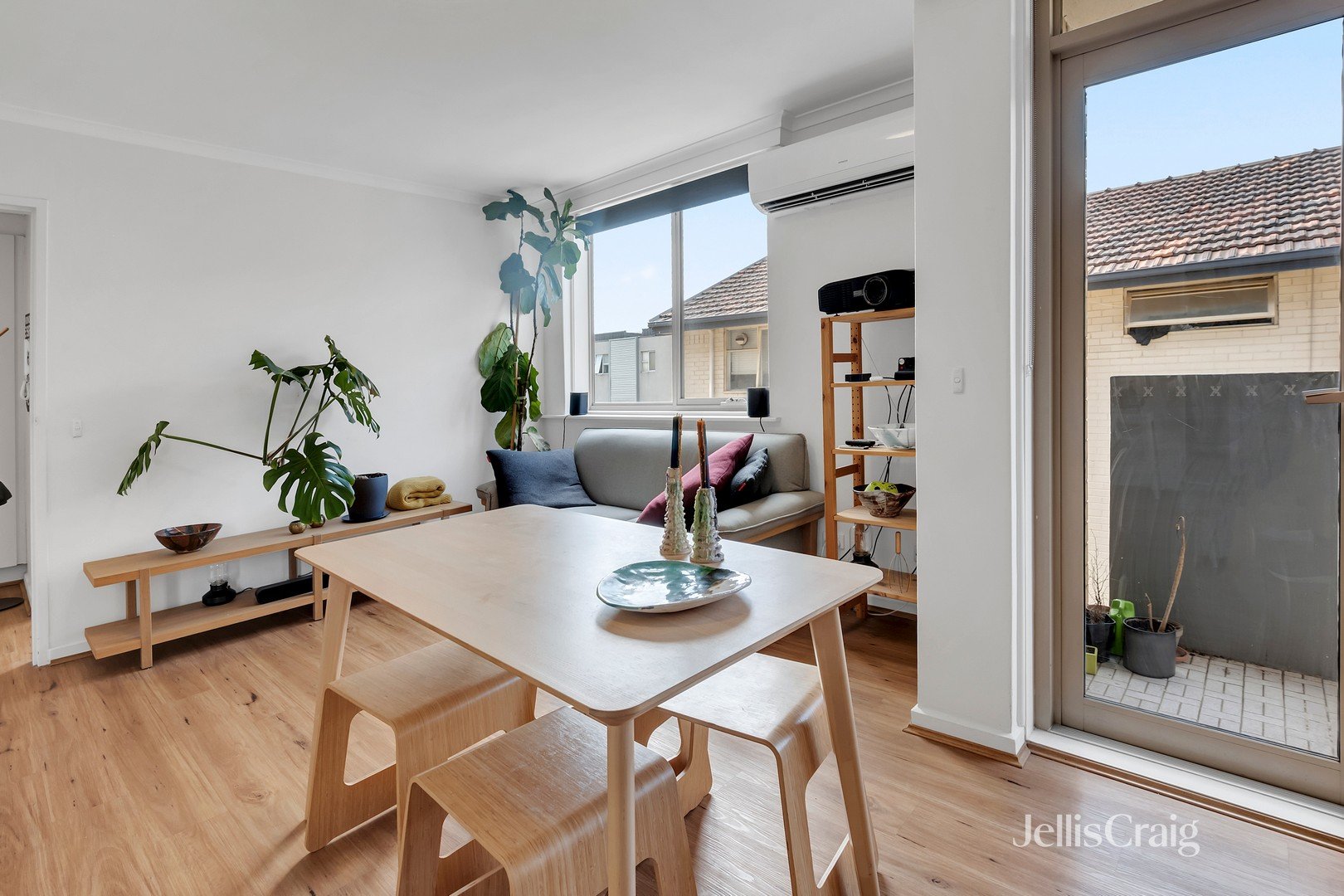 15/51 De Carle Street, Brunswick image 5