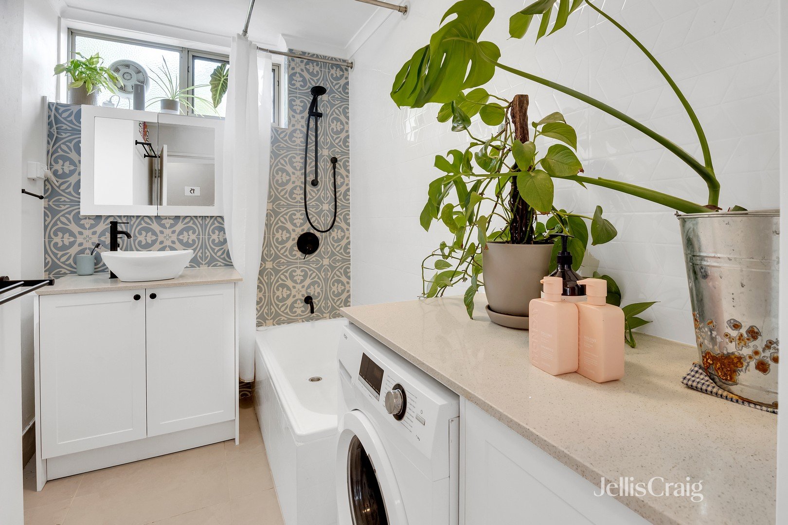 15/51 De Carle Street, Brunswick image 8