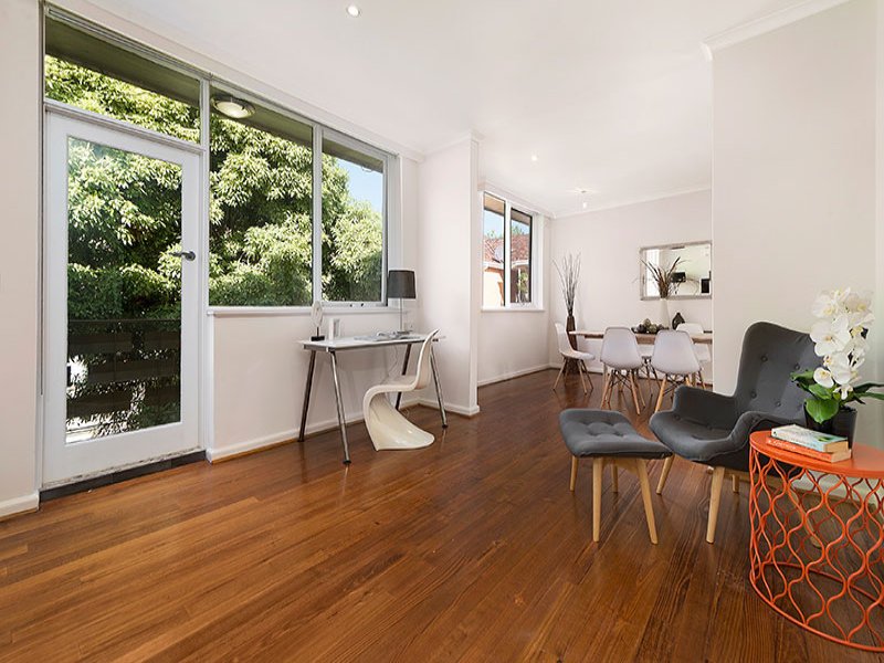 15/53-55 Mitford Street, Elwood image 2