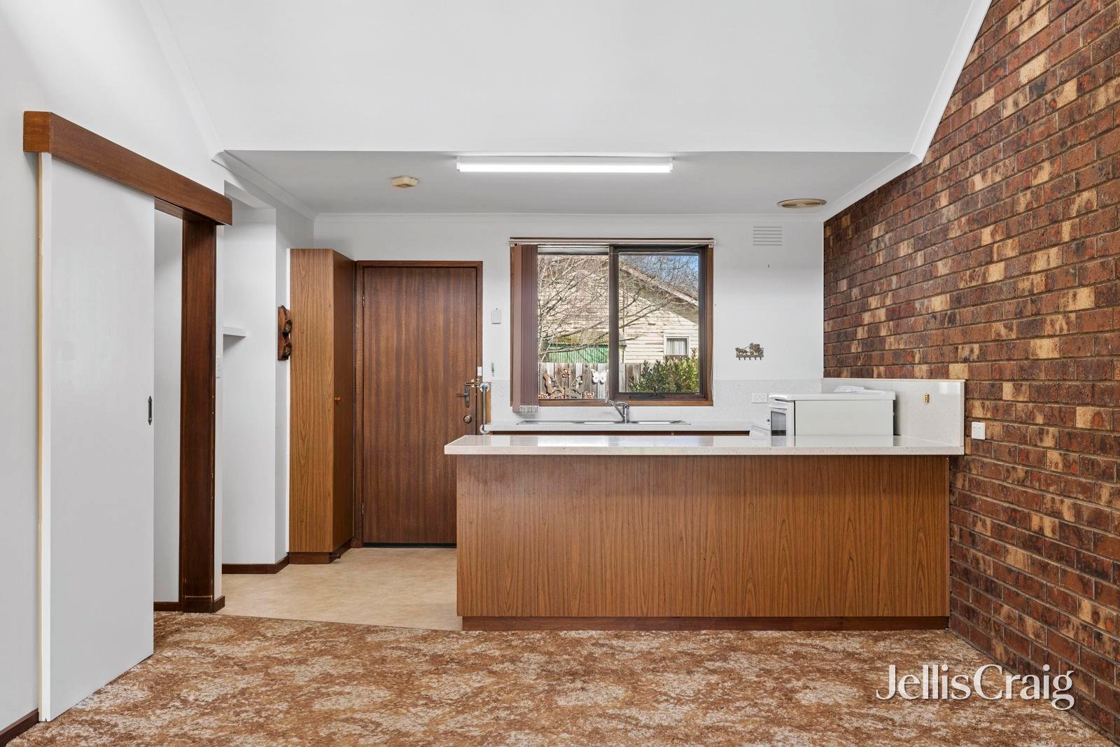 15/55 Anslow Street, Woodend image 4