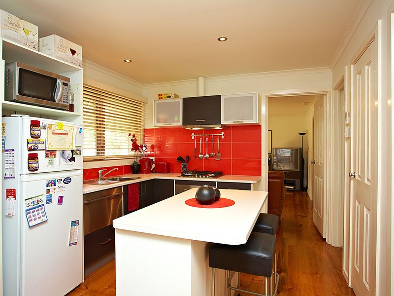 1/56 Bedford Road, Ringwood image 3