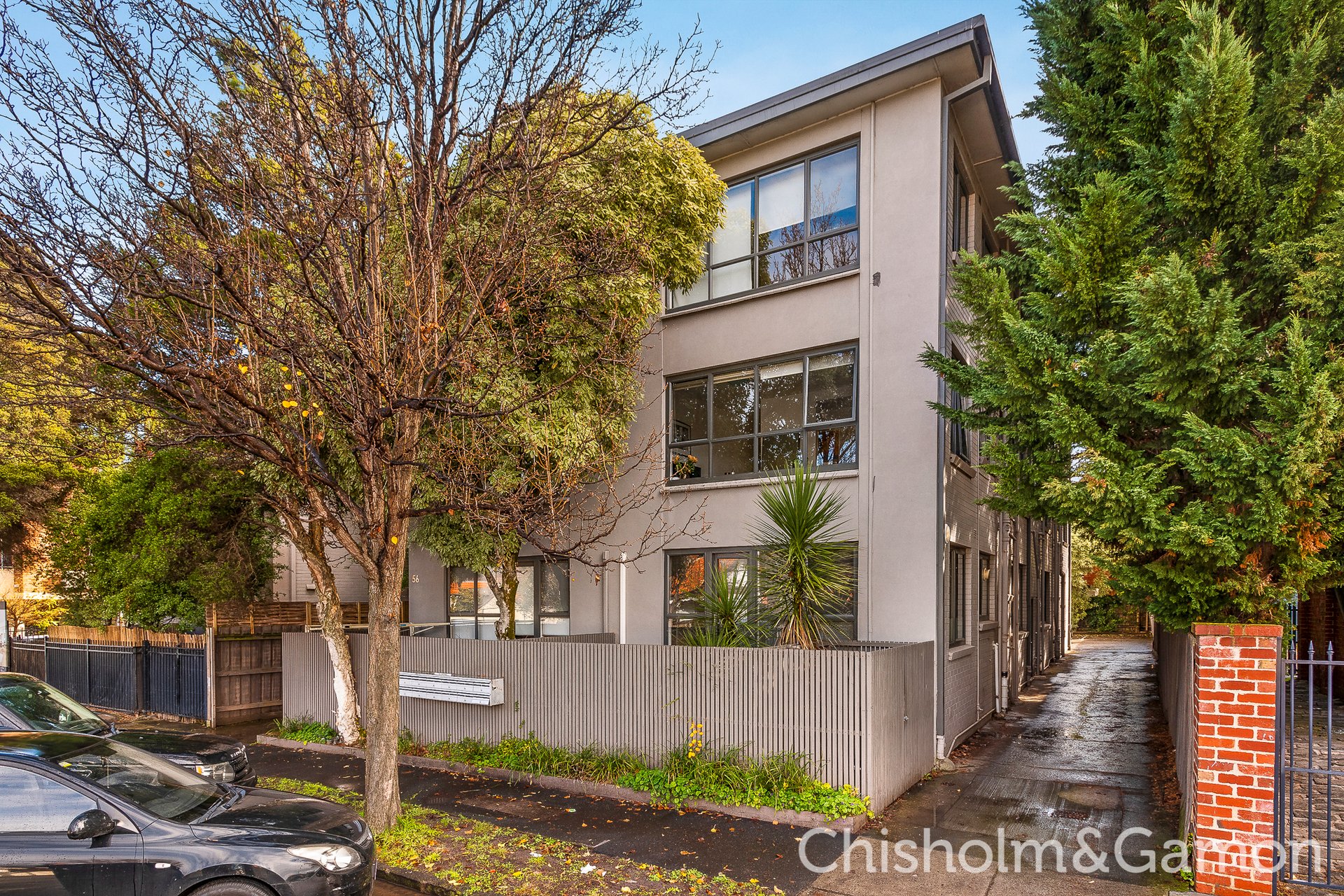 1/56 Byron Street, Elwood image 1