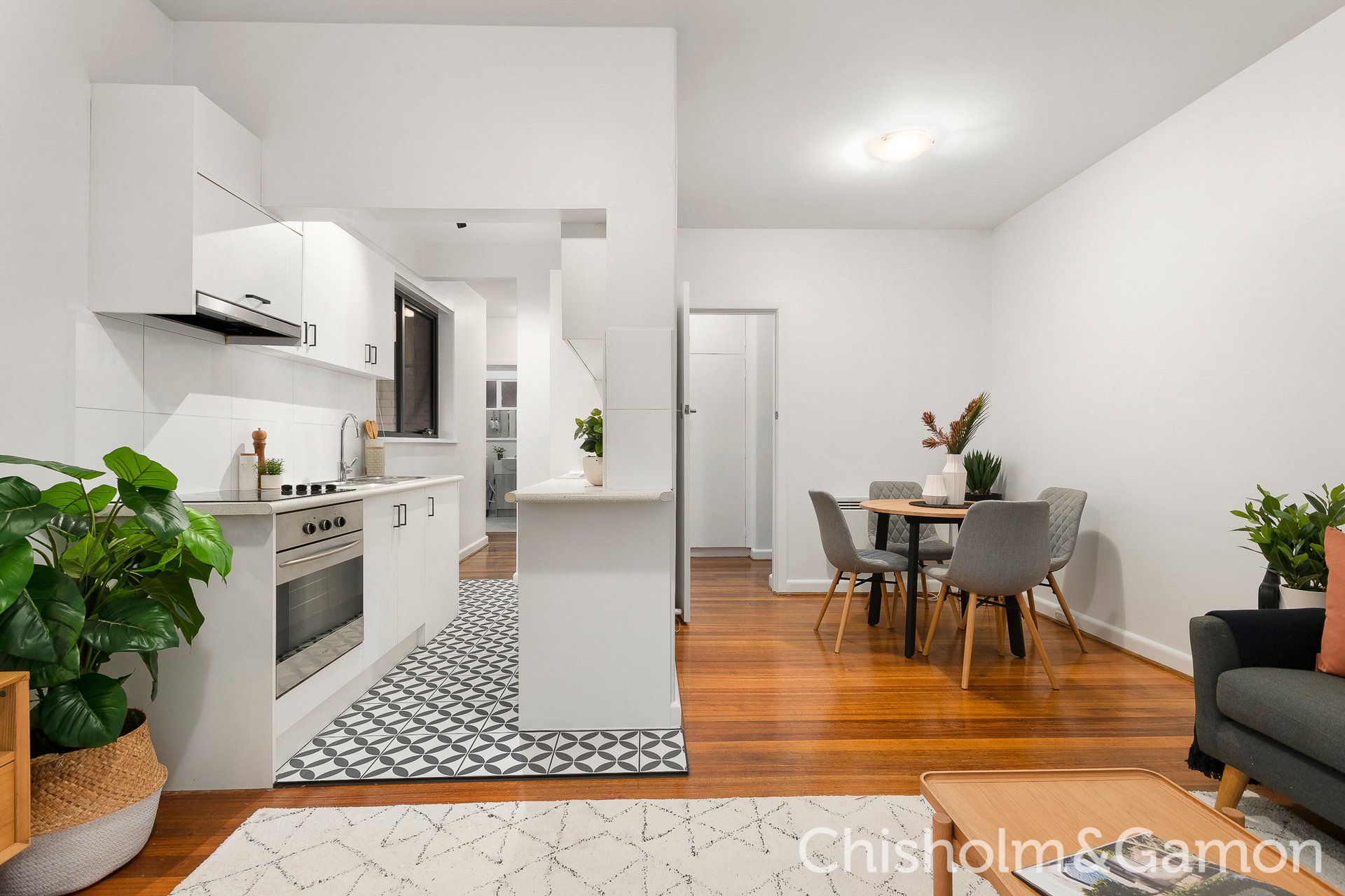 1/56 Byron Street, Elwood image 3