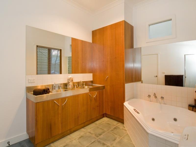 156 Skene Street, Newtown image 11