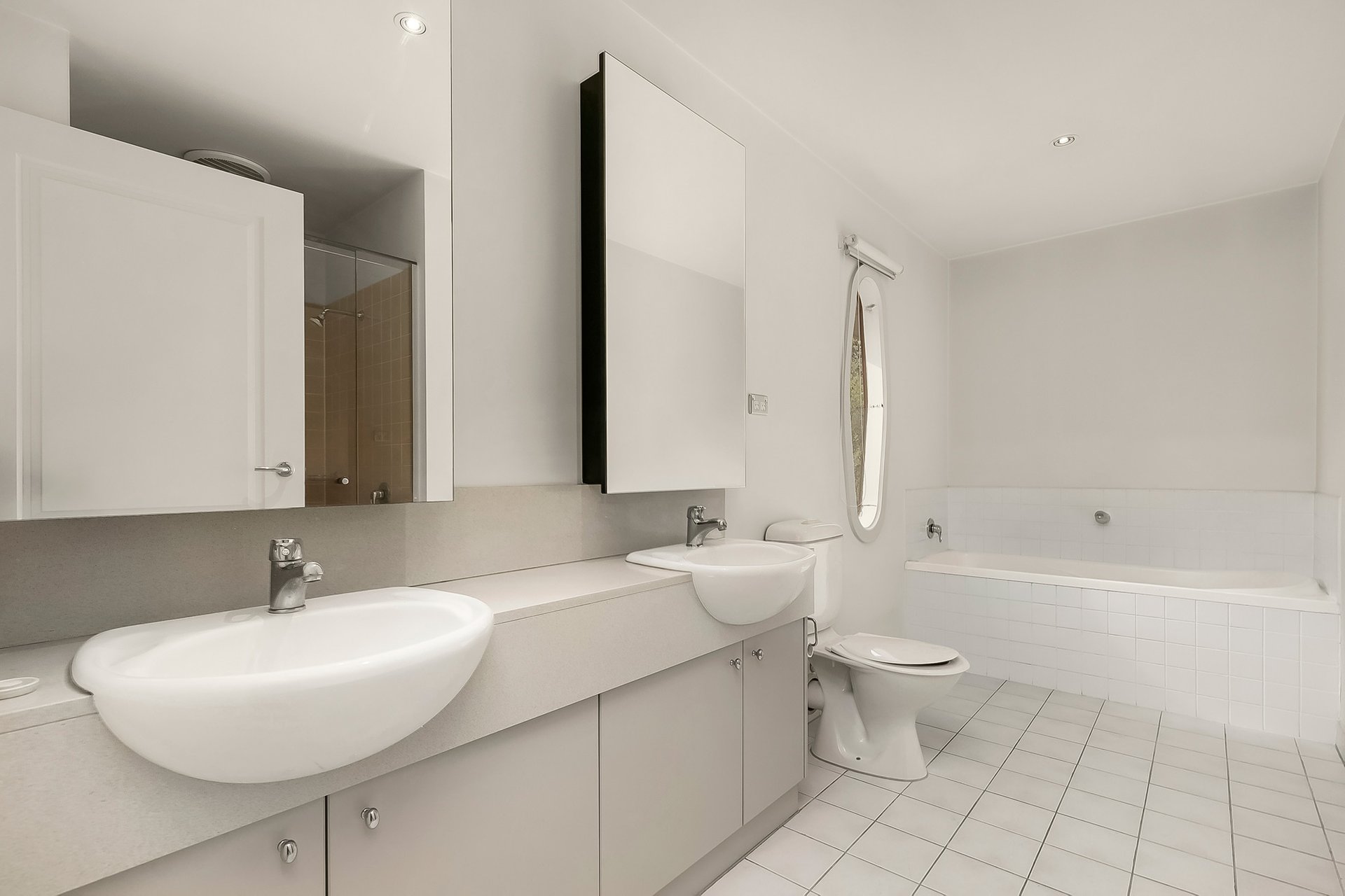 Property Gallery Thumbnail 7