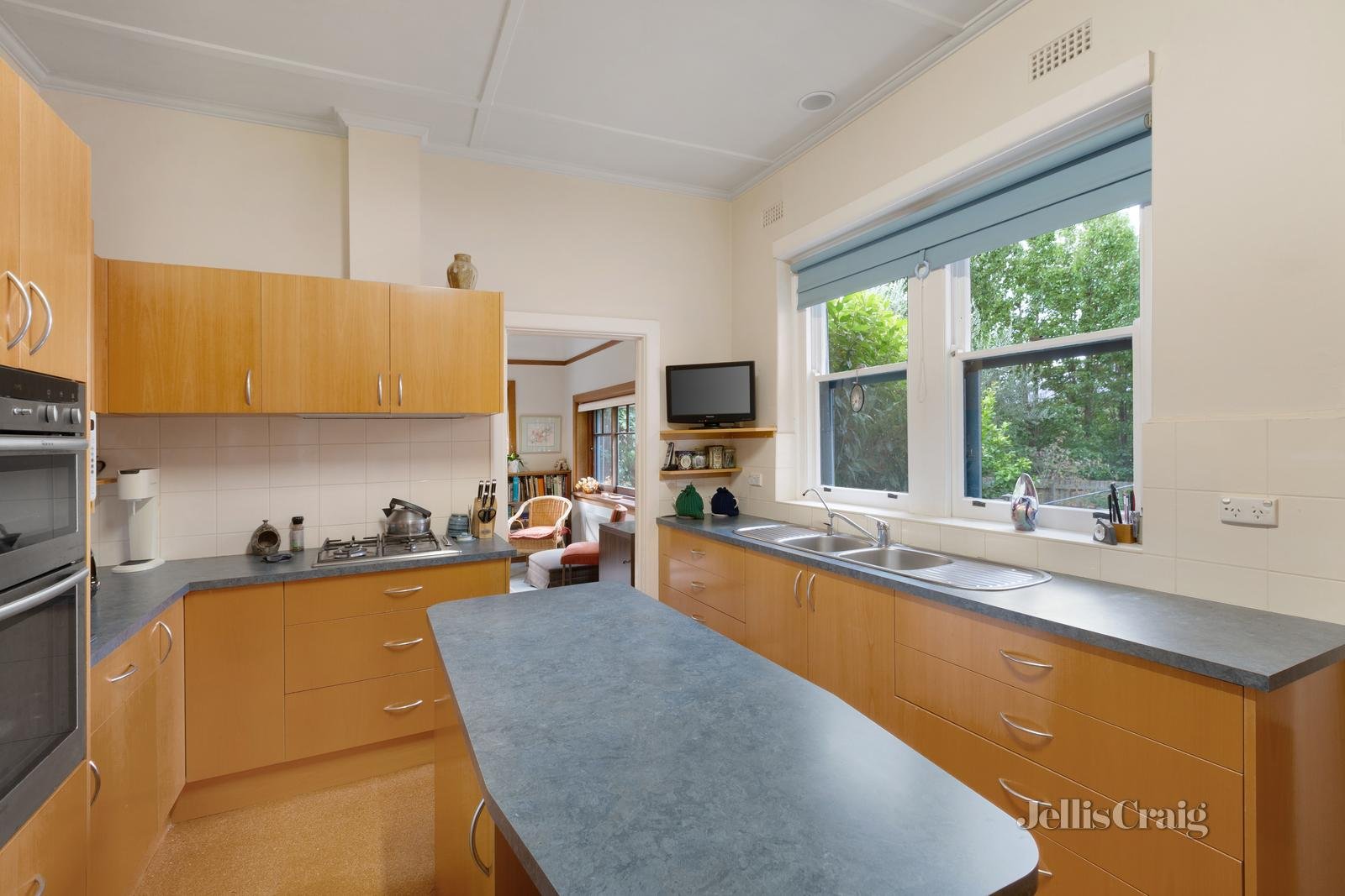 156 Wattle Valley Road, Camberwell image 6