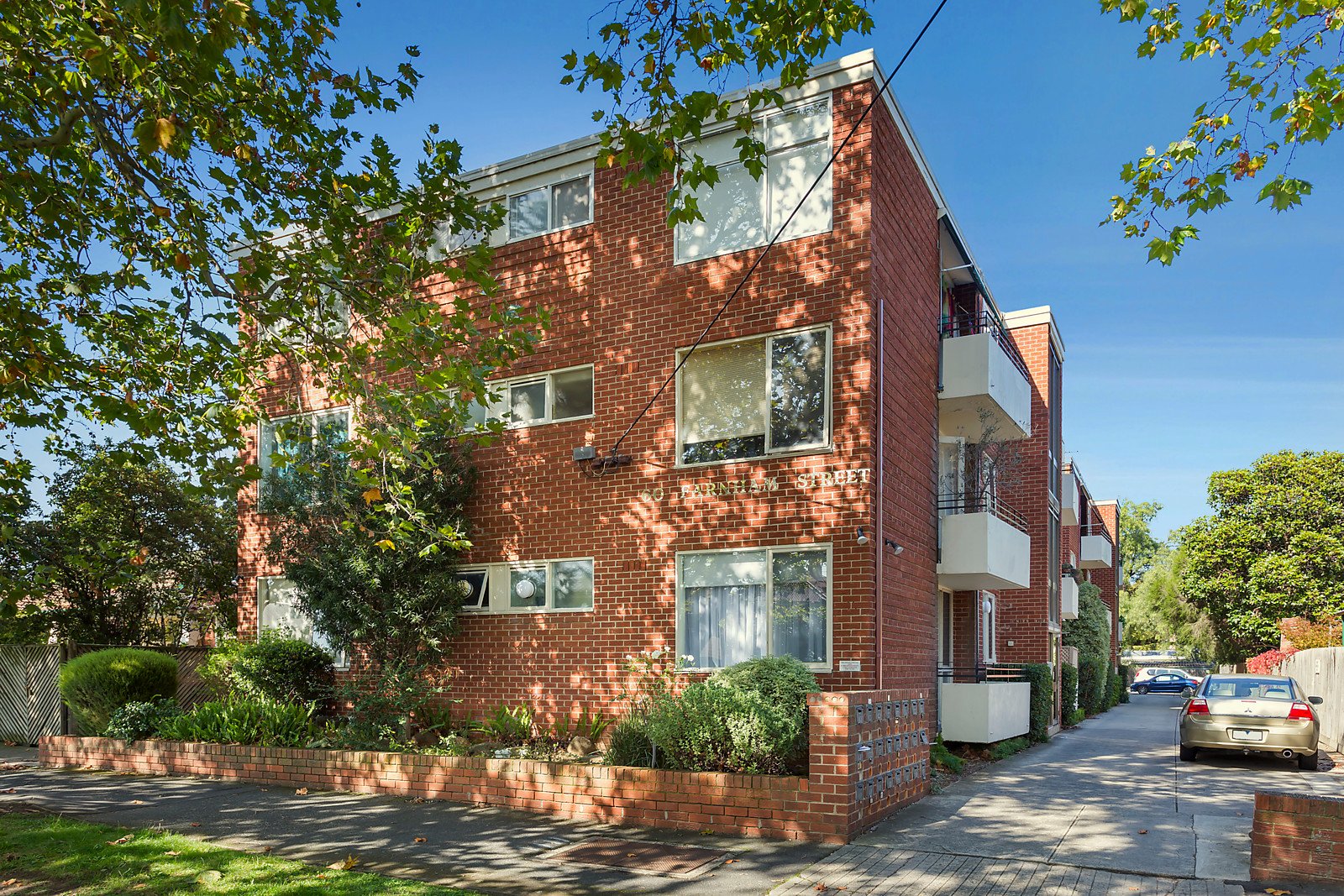 15/60 Farnham Street, Flemington VIC 3031