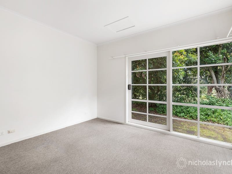 Property Gallery Thumbnail 11