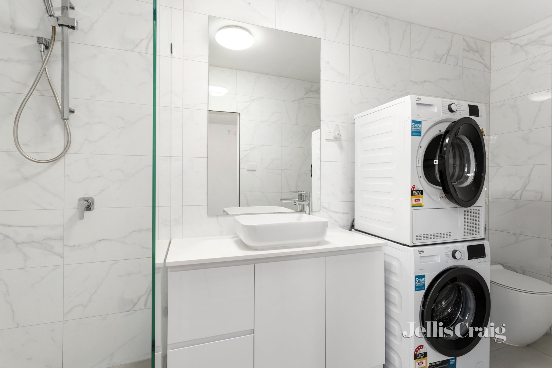 1/561 Glen Huntly Rd, Elsternwick image 2