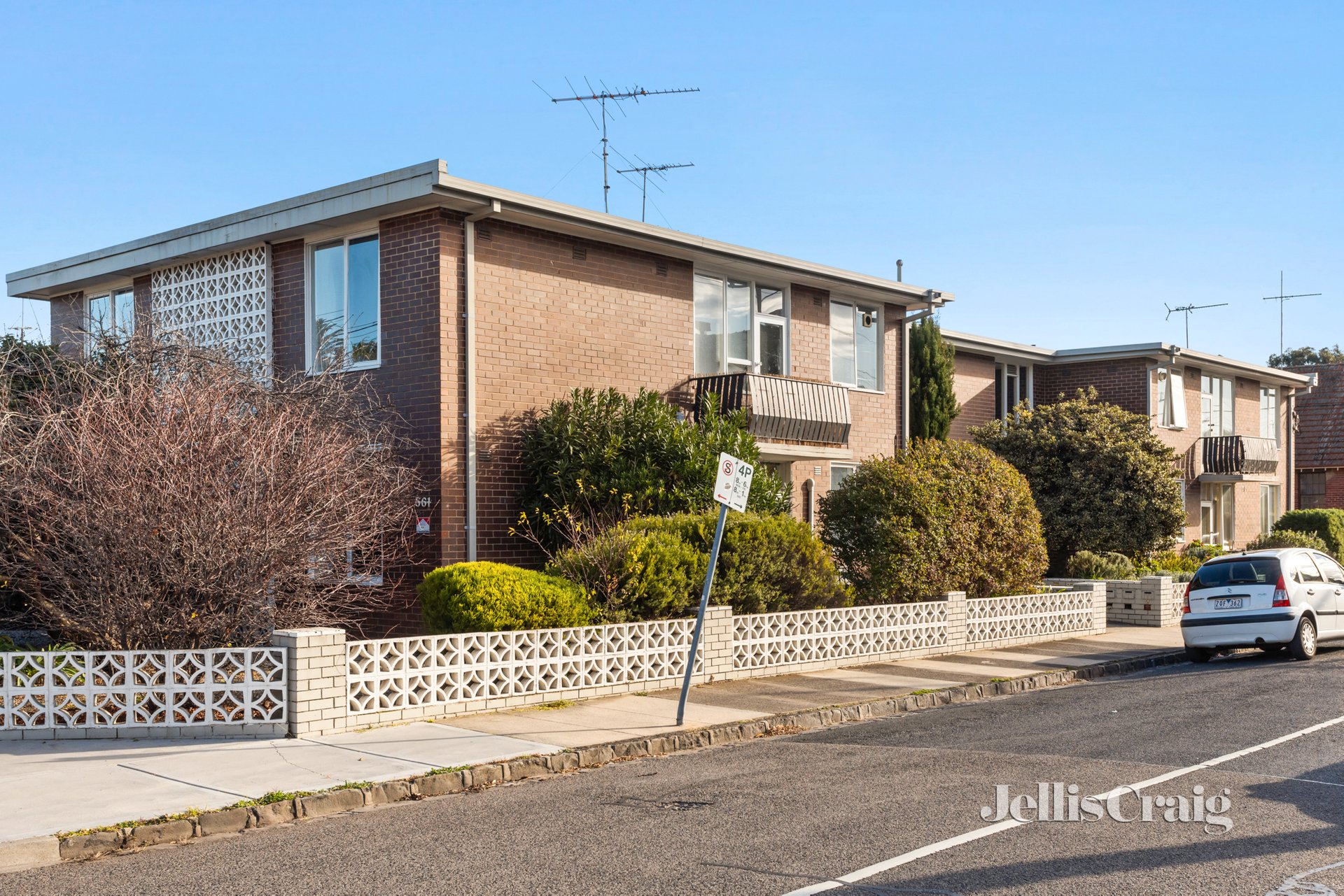 1/561 Glen Huntly Rd, Elsternwick image 10