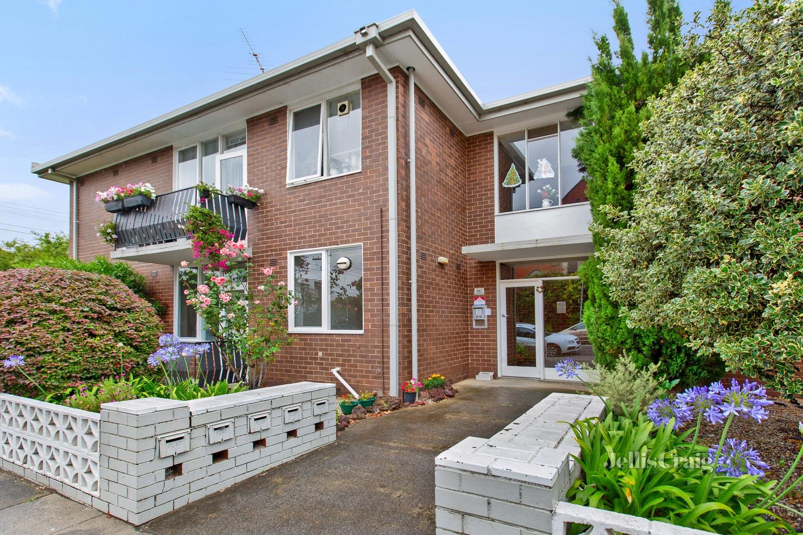 1/561 Glenhuntly Road, Elsternwick image 1