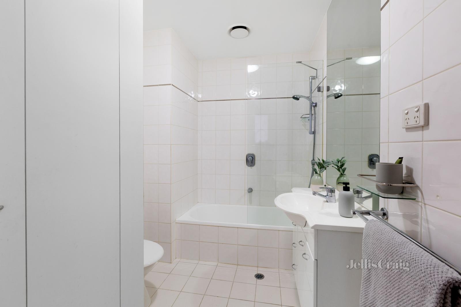 15/69 Dorcas Street, South Melbourne image 10