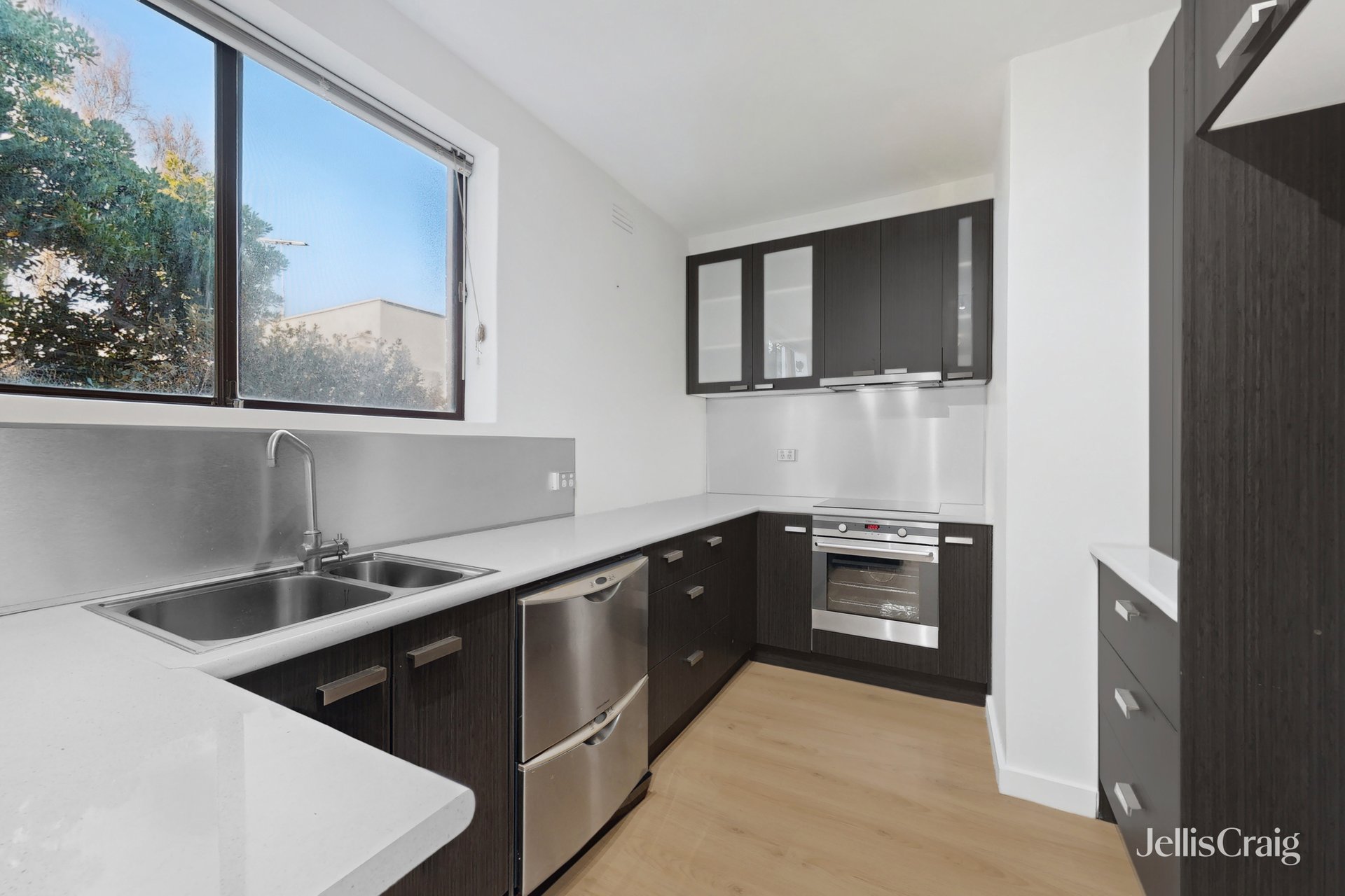 1/57-59 Dover Street, Flemington image 2