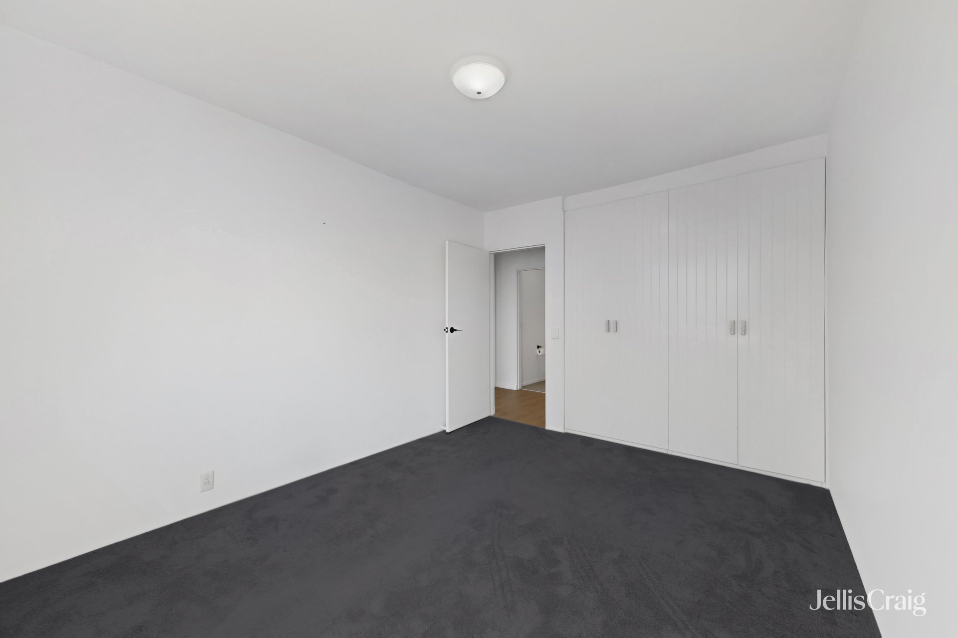 1/57-59 Dover Street, Flemington image 9