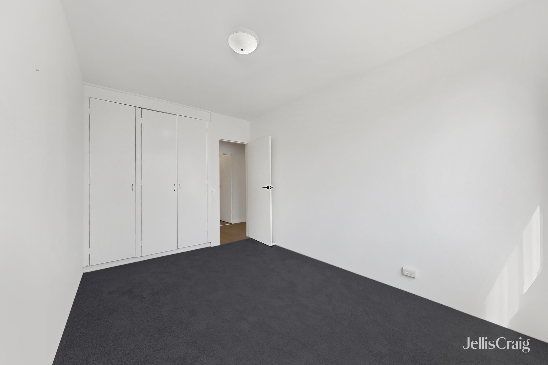 1/57-59 Dover Street, Flemington image 10