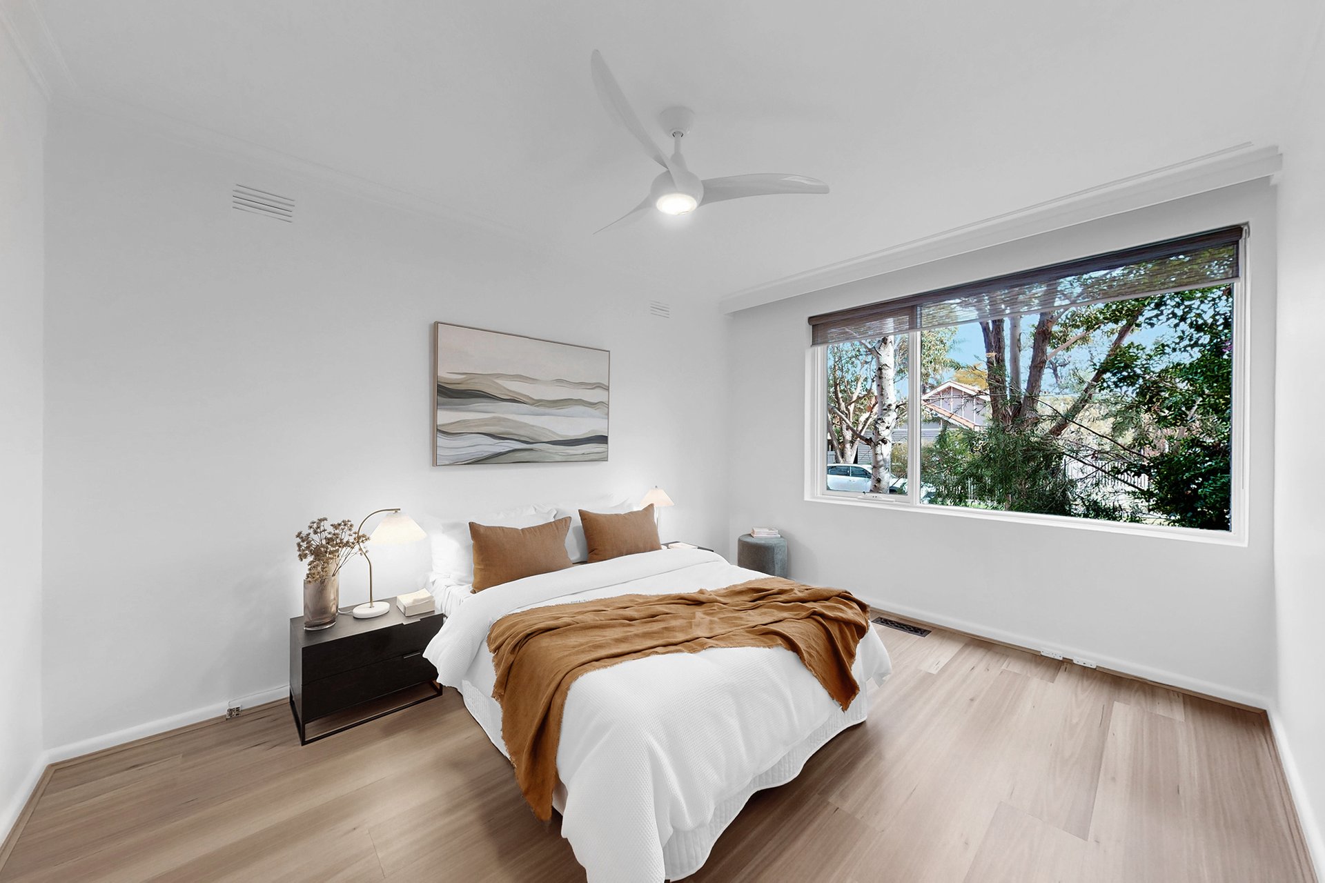Property Gallery - Main Image