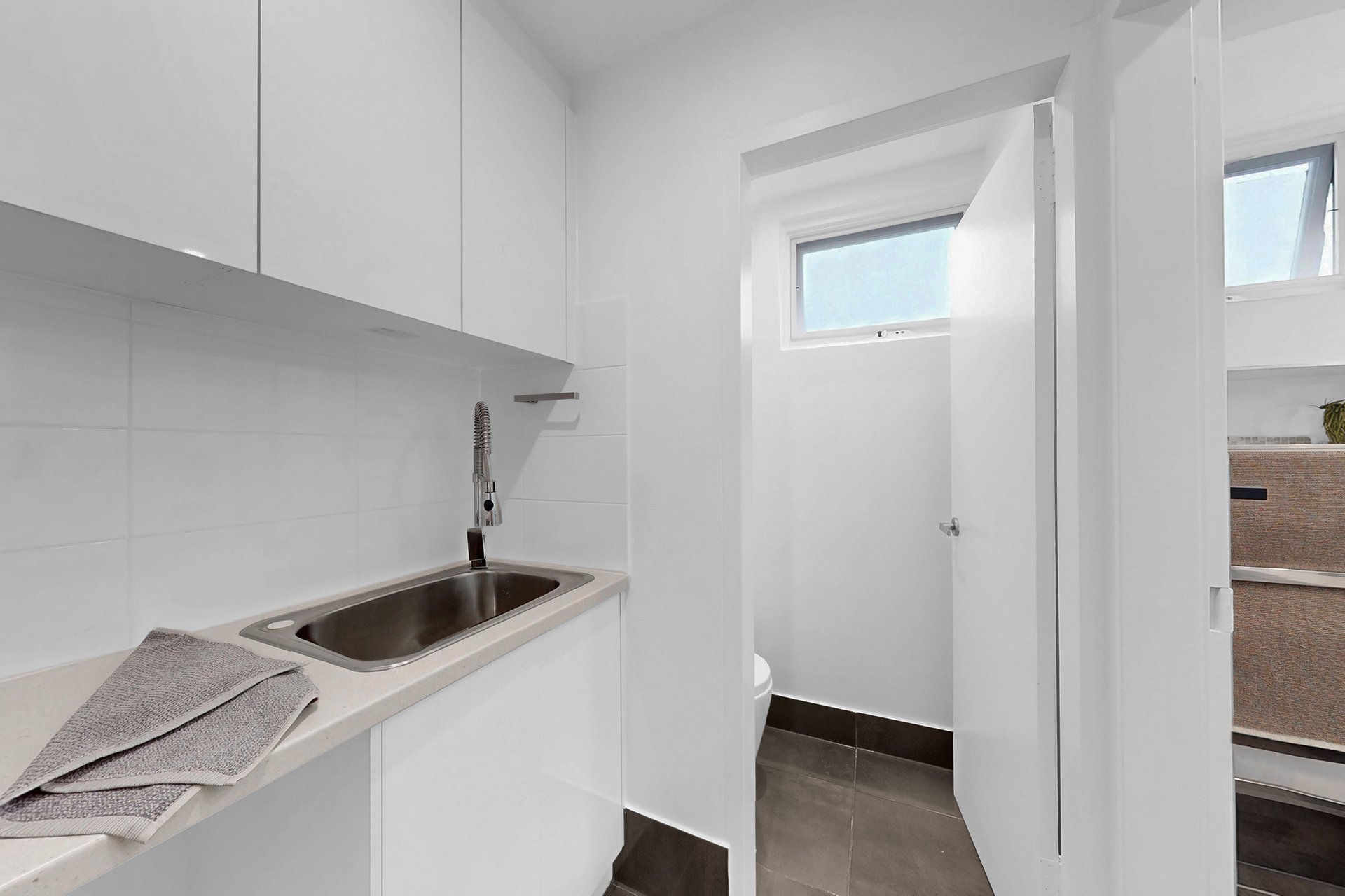Property Gallery Thumbnail 8