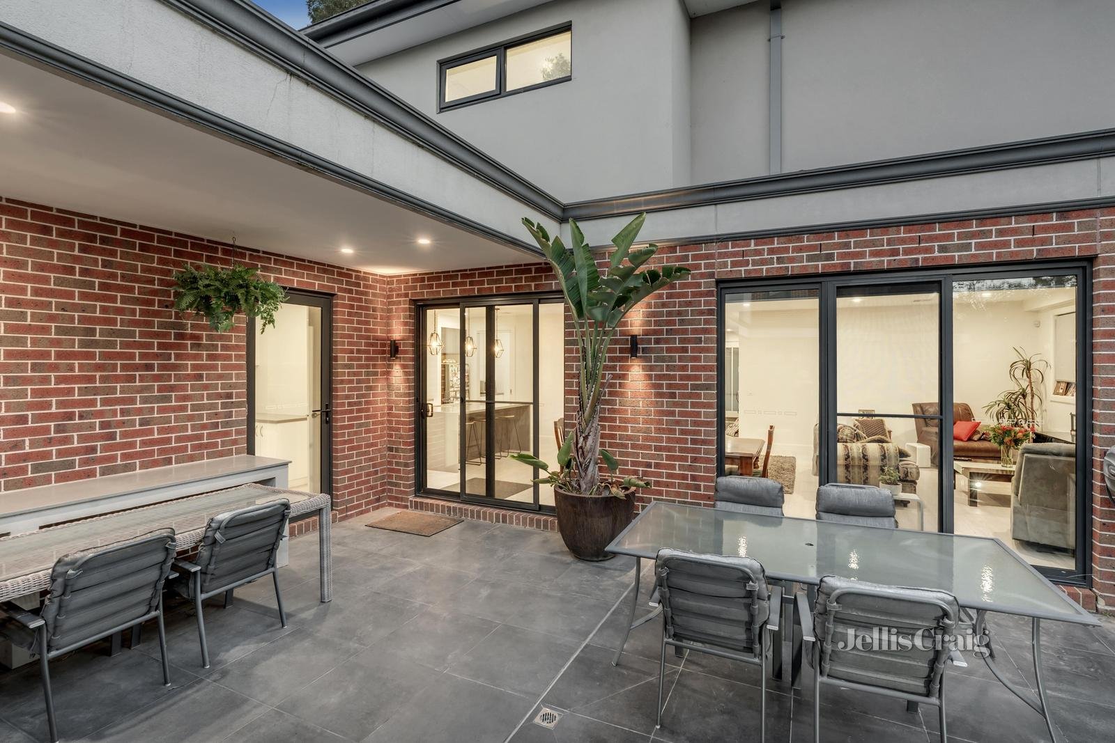 1/57 Campbell Street, Glen Waverley image 11