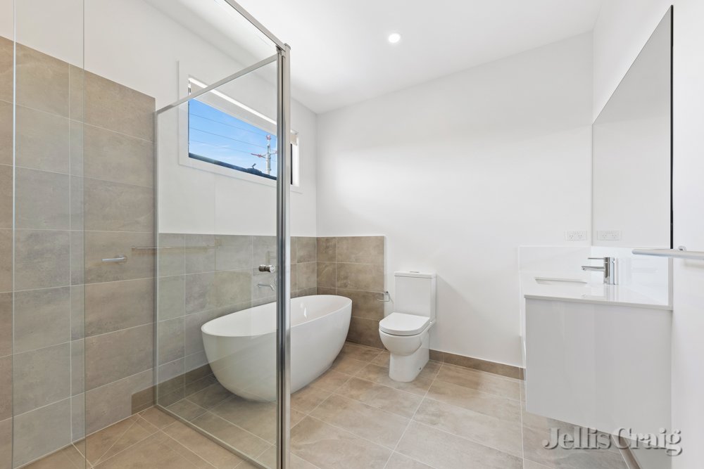 157 Cape Street, Heidelberg image 6