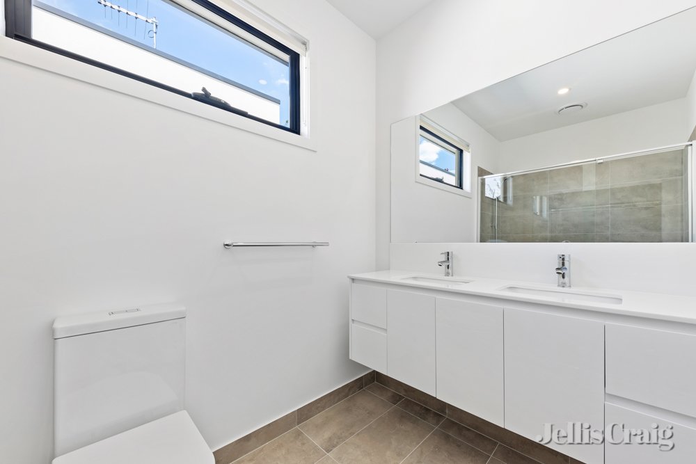 157 Cape Street, Heidelberg image 7