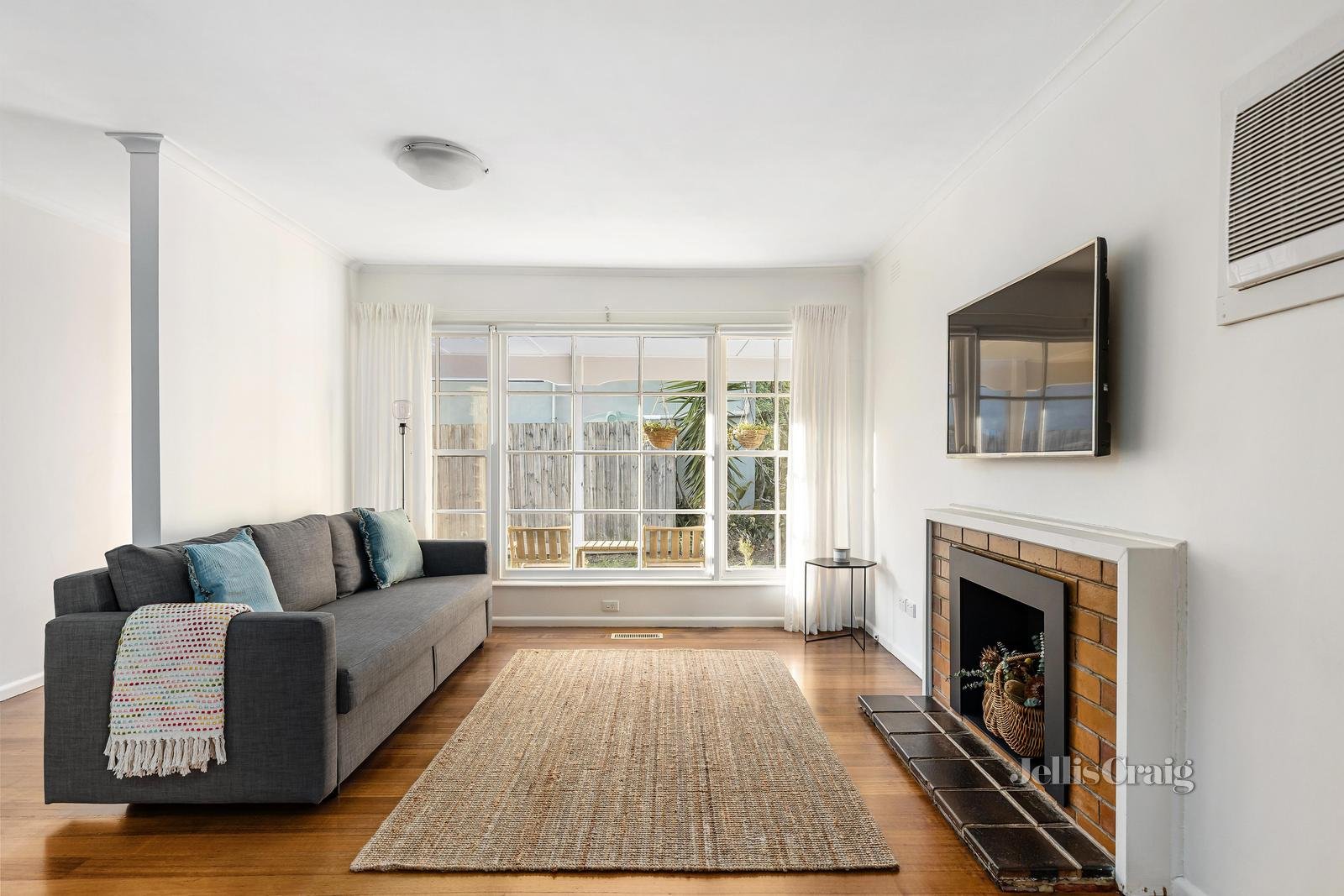 1/57 Delta Road, Greensborough image 3