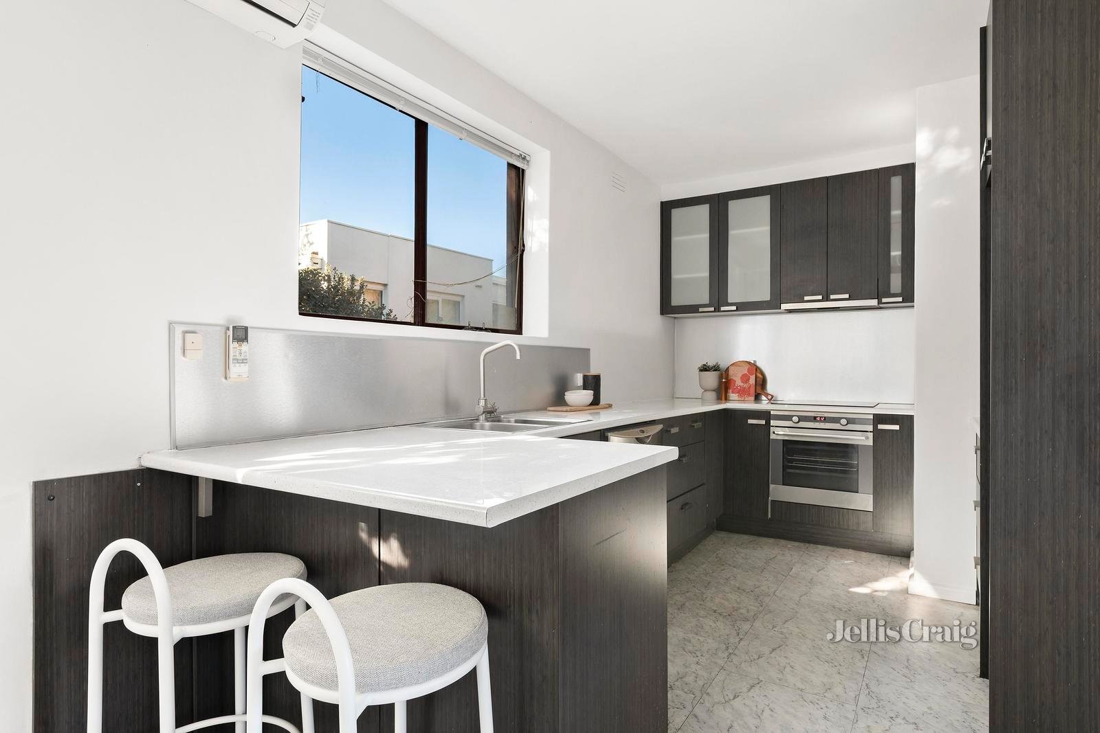 1/57 Dover Street, Flemington image 3
