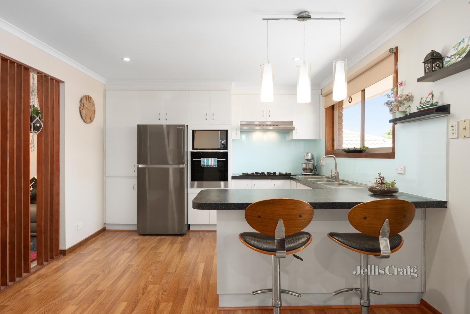 1/57 Oban Road, Ringwood image 3