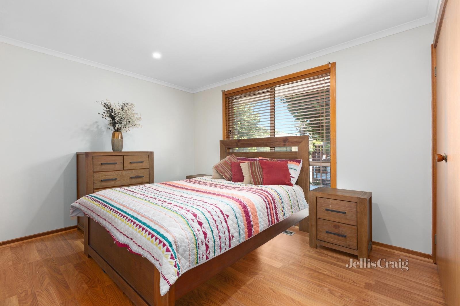 1/57 Oban Road, Ringwood image 4