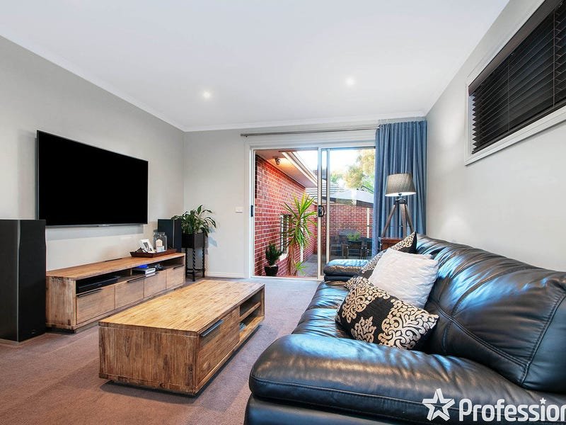 1/57 Western Road, Boronia image 3