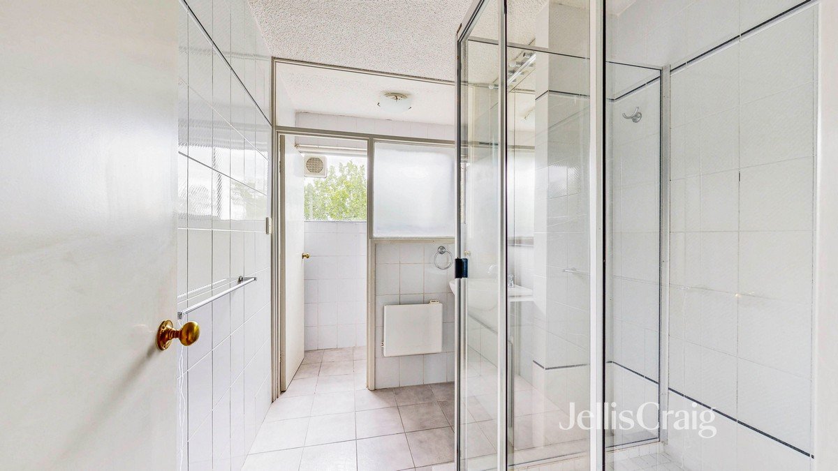 15/723 Orrong Road, Toorak image 9