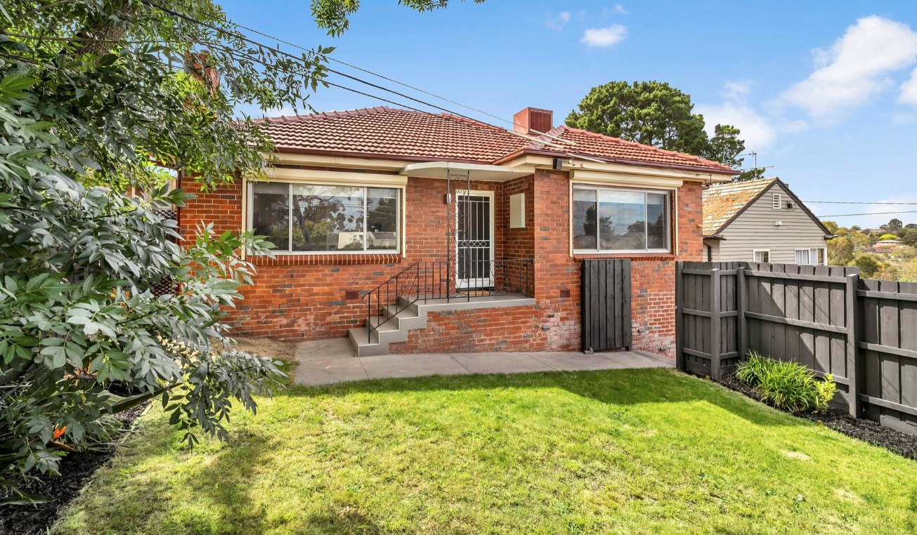 1/576 Huntingdale Road, Mount Waverley image 1
