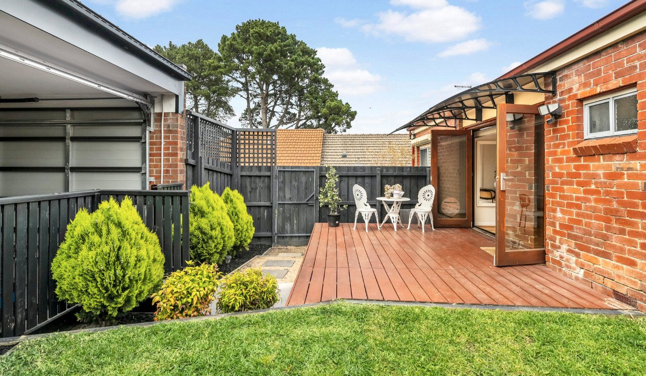 1/576 Huntingdale Road, Mount Waverley image 9
