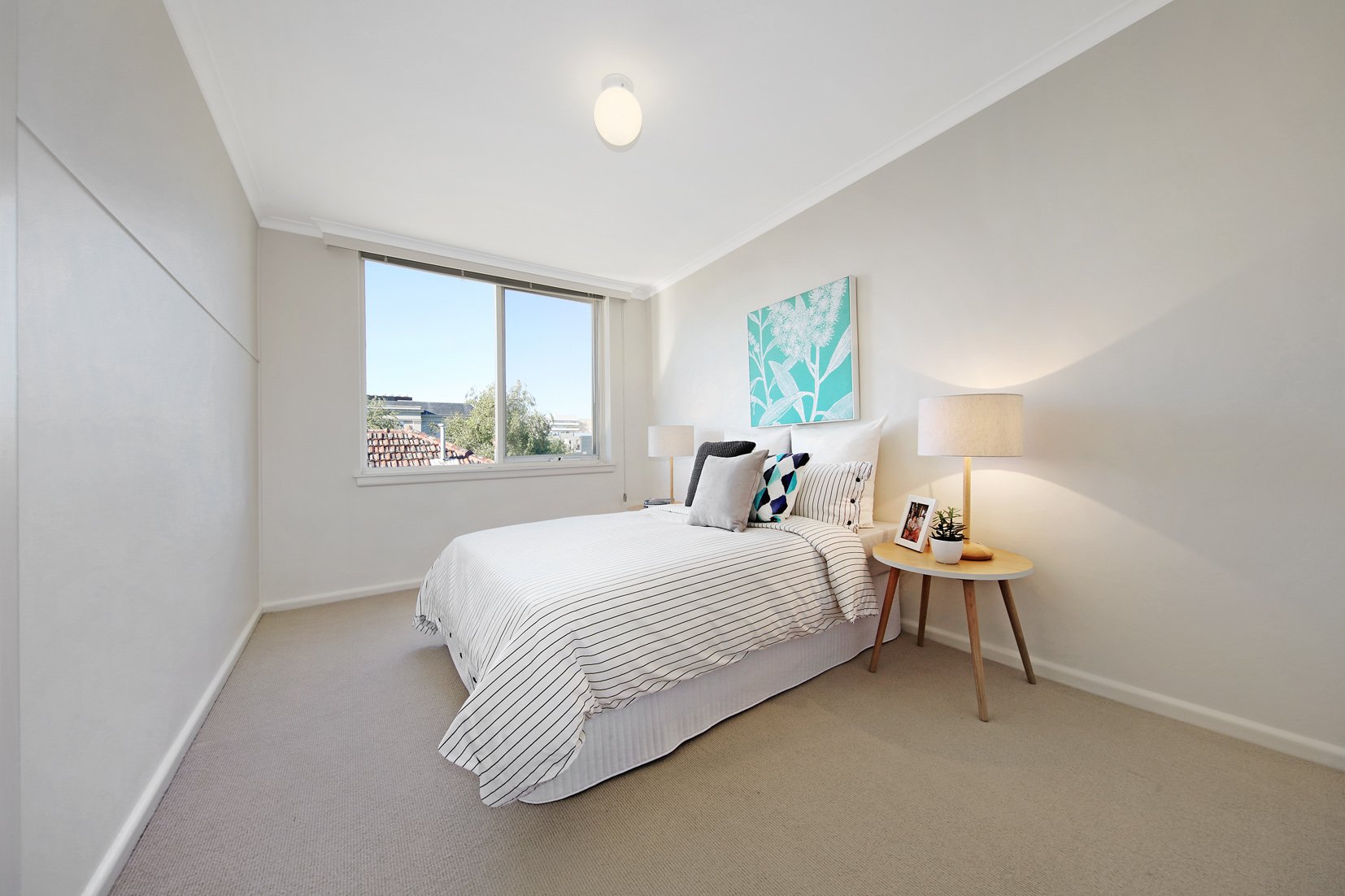 15 / 76 Mathoura Road TOORAK