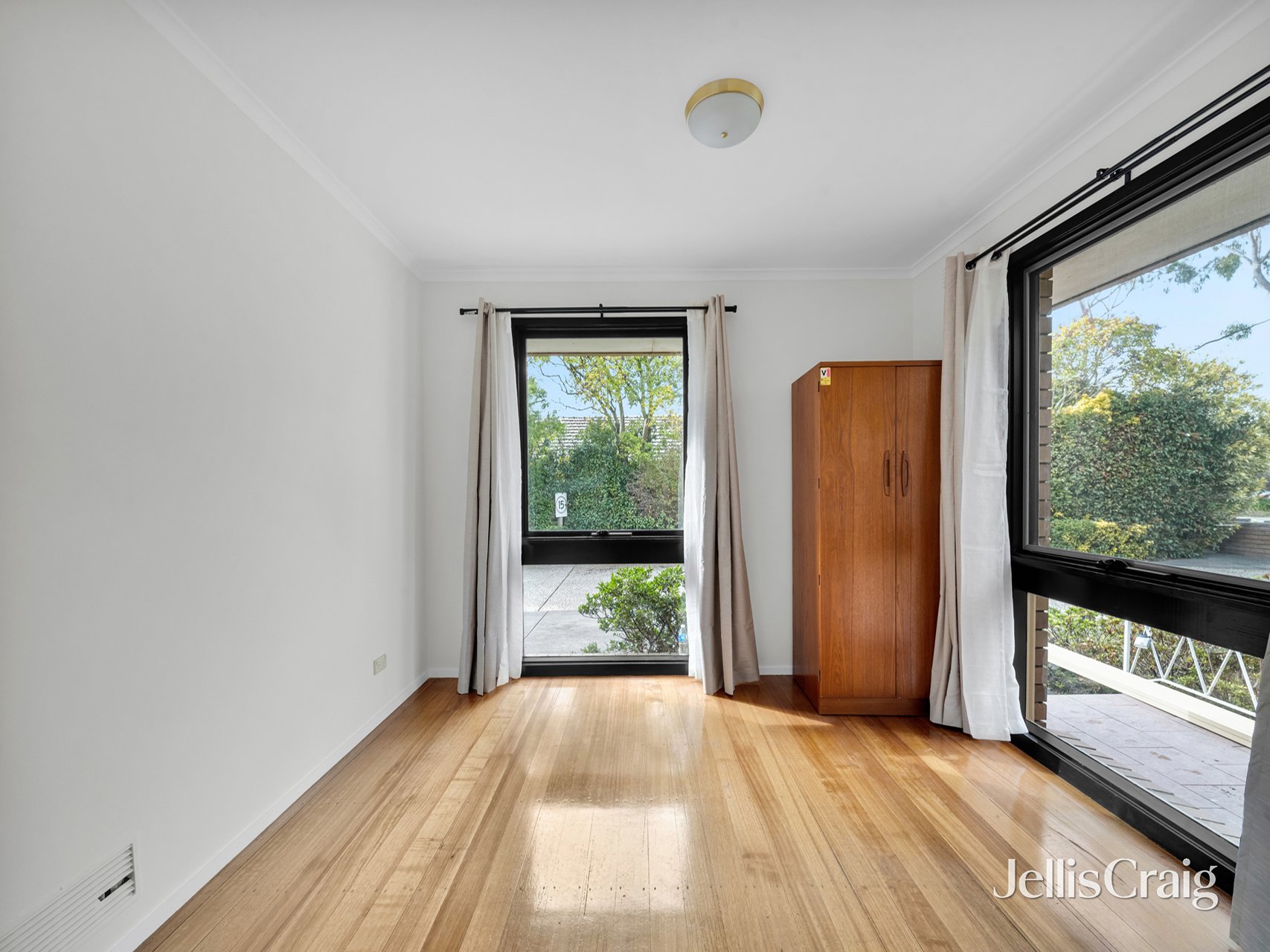 1/577 High Street Road, Mount Waverley image 3