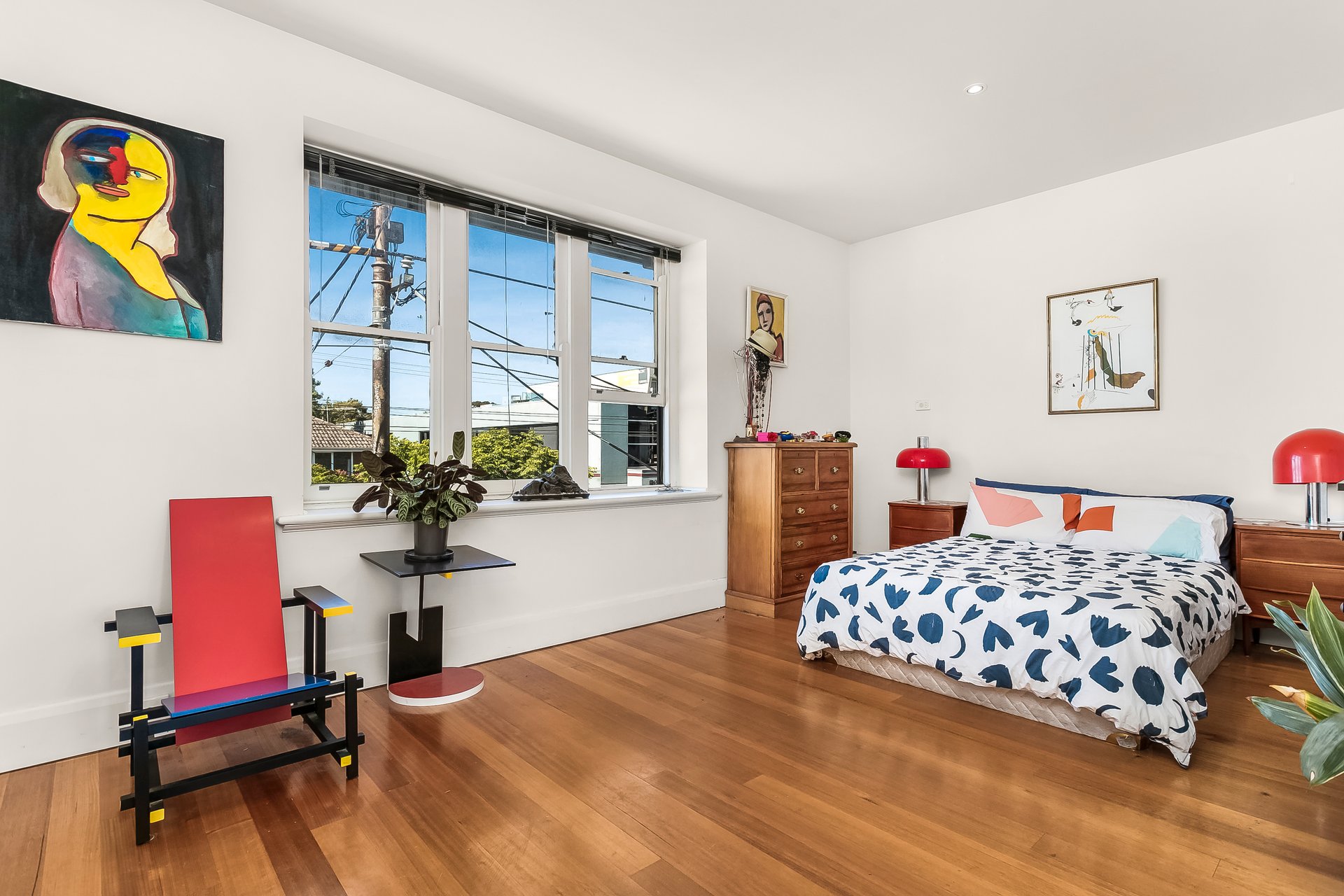 Property Gallery Thumbnail 3
