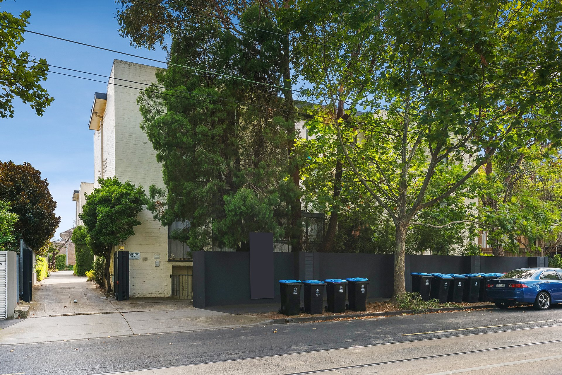 Property Gallery Thumbnail 5