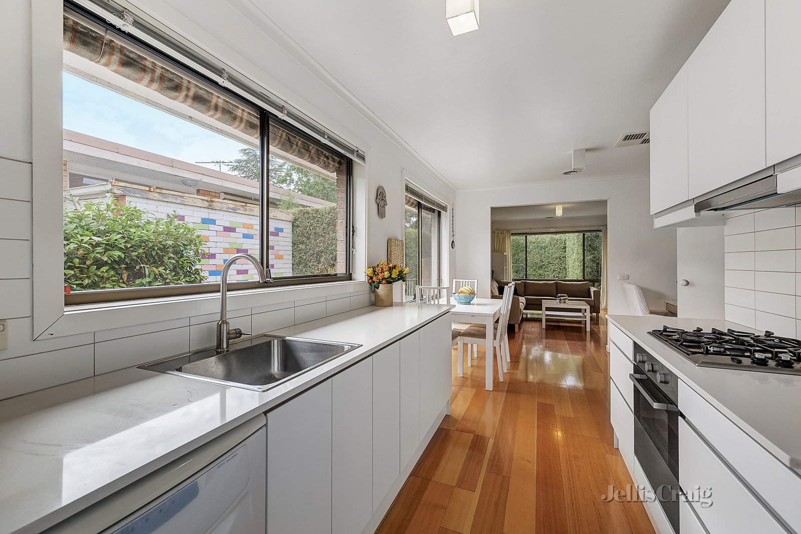 1/579 High Street Road, Mount Waverley image 3