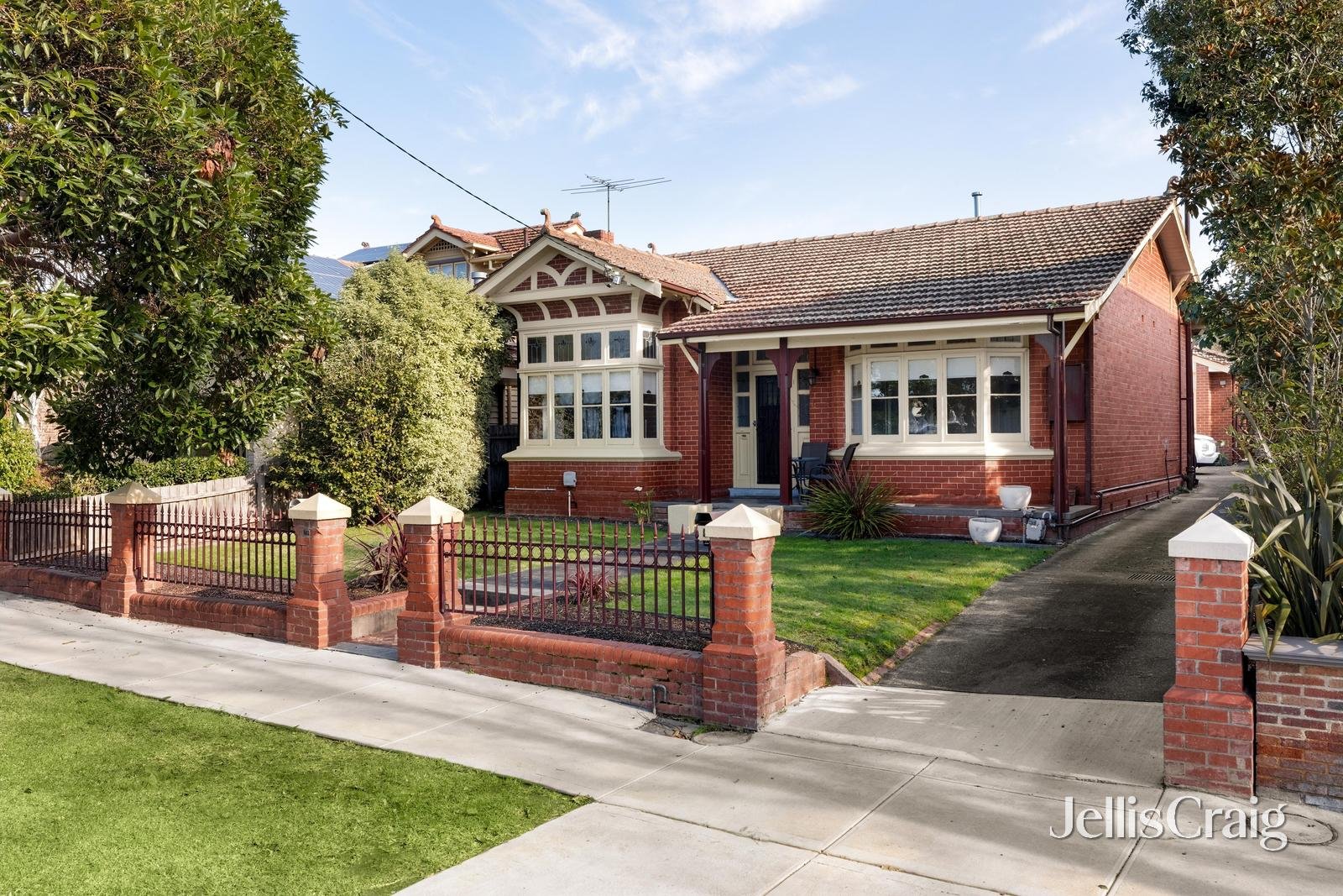 1/58 Bowen Street, Camberwell image 2