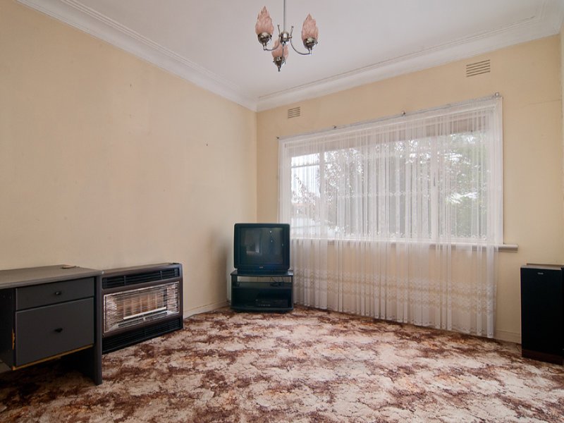158 Derby Street, Pascoe Vale image 4